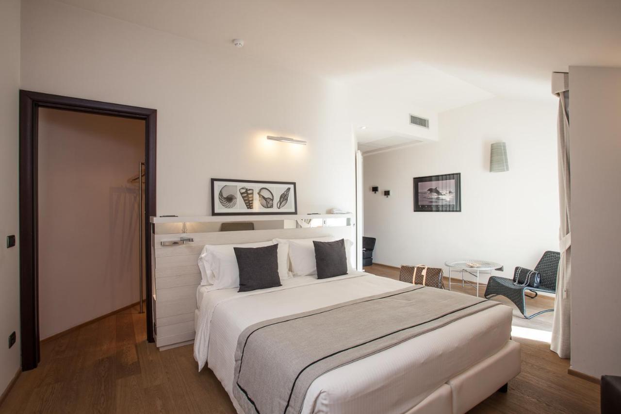 Hotel Ariston & Apartments Varazze Kültér fotó